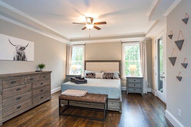 Foto del edificio - 1415 Shelby Ave