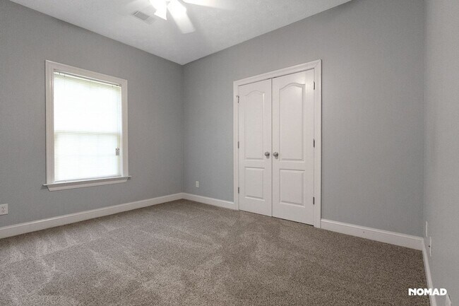 Building Photo - 2729 Quail Run Dr