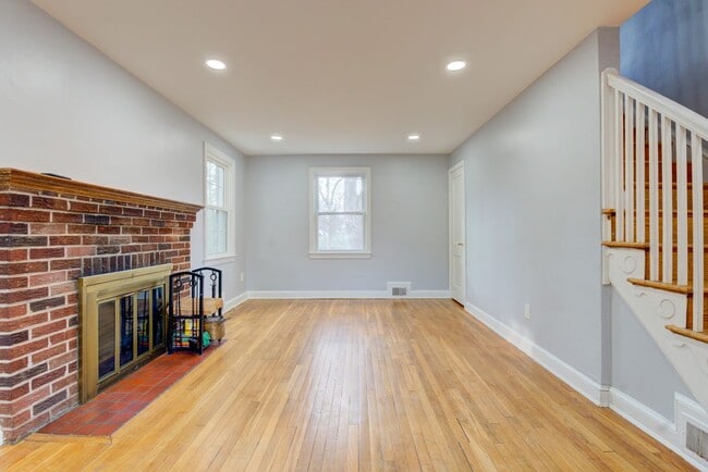 Foto del edificio - 6916 New Hampshire Ave