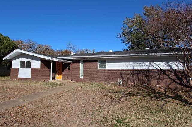 Primary Photo - 511 John Vernon Ln