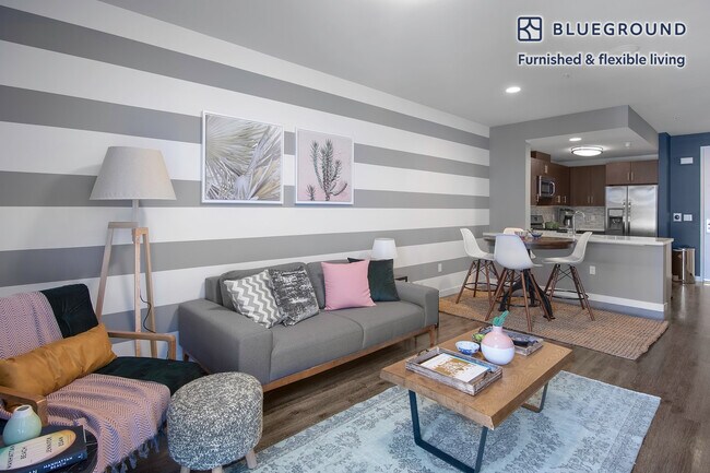 Foto del edificio - 685 S New Hampshire Ave