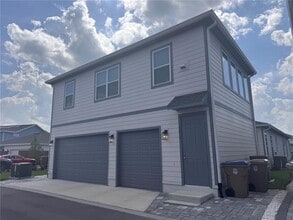 Building Photo - 3013 Prospect Trl