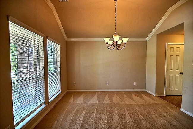 Building Photo - 51 N Spinning Wheel Cir