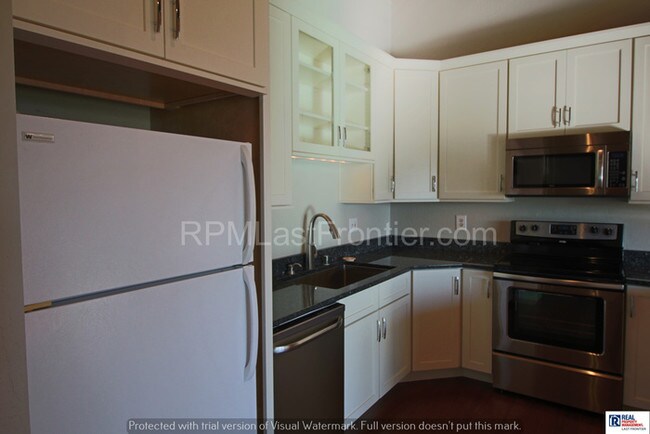 Building Photo - 5402 W Dimond Blvd