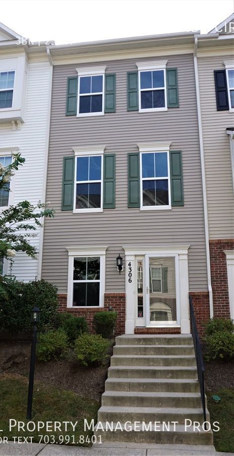 Foto del edificio - 4306 Potomac Highlands Cir