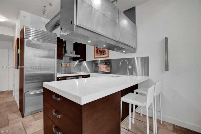 Foto del edificio - 1 br, 1.5 bath Condo - 690 SW 1st Ct Apt 2707