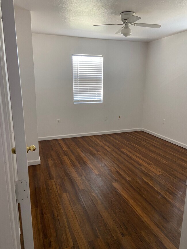 Foto del edificio - 615 S Pleasant Hill Rd