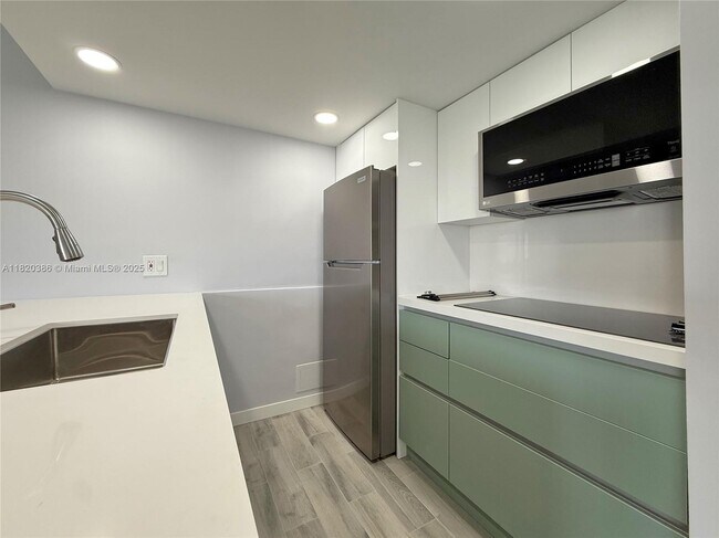 Foto del edificio - 5050 NW 7th St