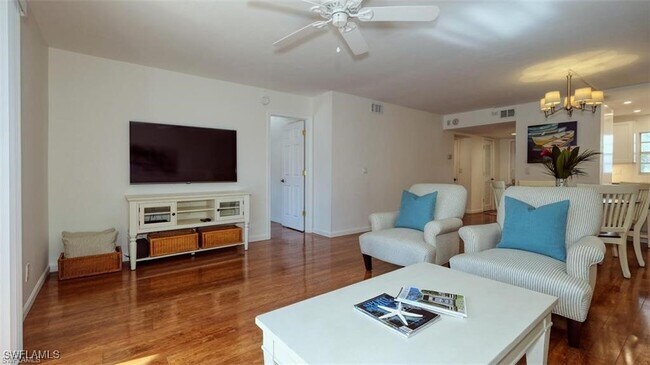 Foto del edificio - 4531 Bay Beach Ln