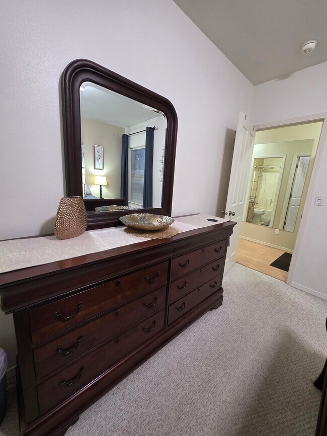 Foto del edificio - 3030 Lore Rd