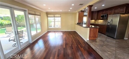 Building Photo - 1400 Post