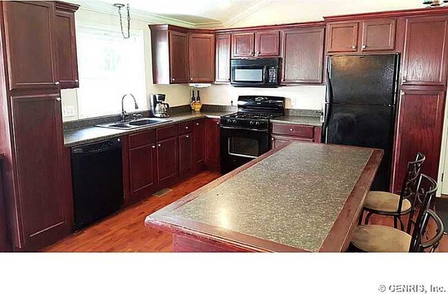 Open kitchen with island - 344 Haley Rd