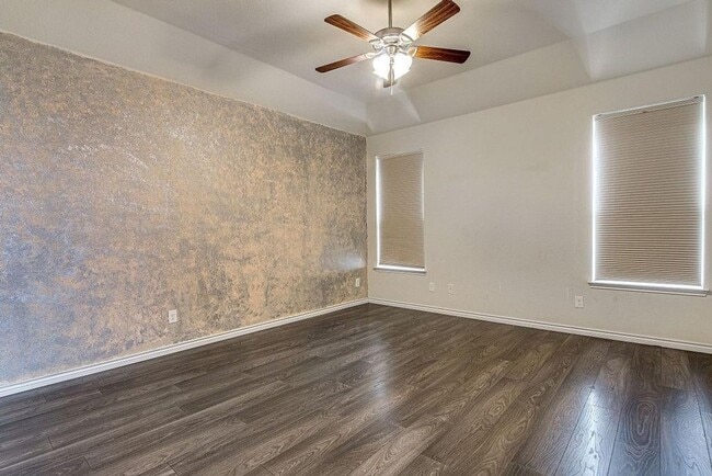 Building Photo - Spacious 4BR House in Burleson