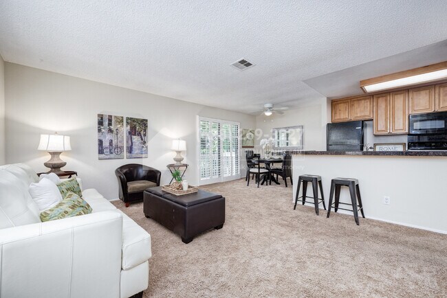 Foto del edificio - 5083 Sutter Creek Cir