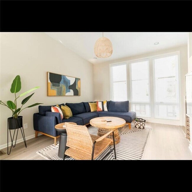 Foto del edificio - 439 Parkway Dr NE