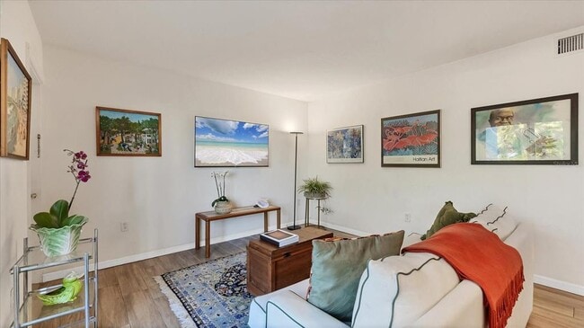 Foto del edificio - 2304 Ringling Blvd