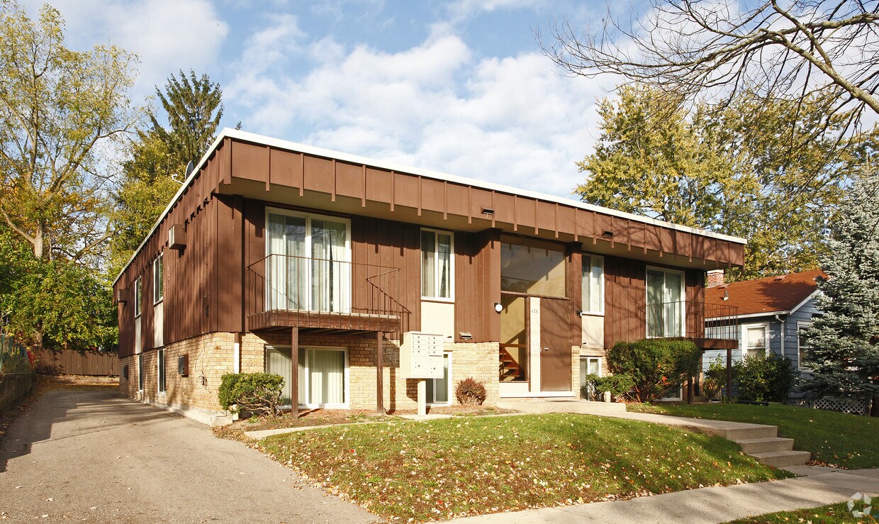 Foto principal - 426 S 1st St
