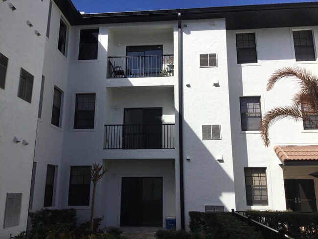 Foto del edificio - RESORT-STYLE 2 BEDROOM 2 BATHROOM CONDO