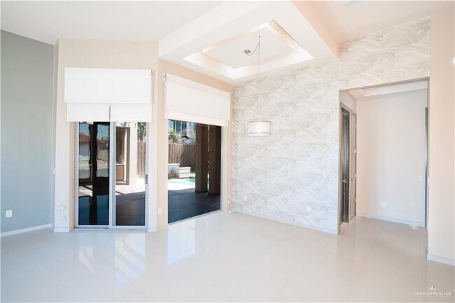 Foto del edificio - 4701 Sweetwater Ave