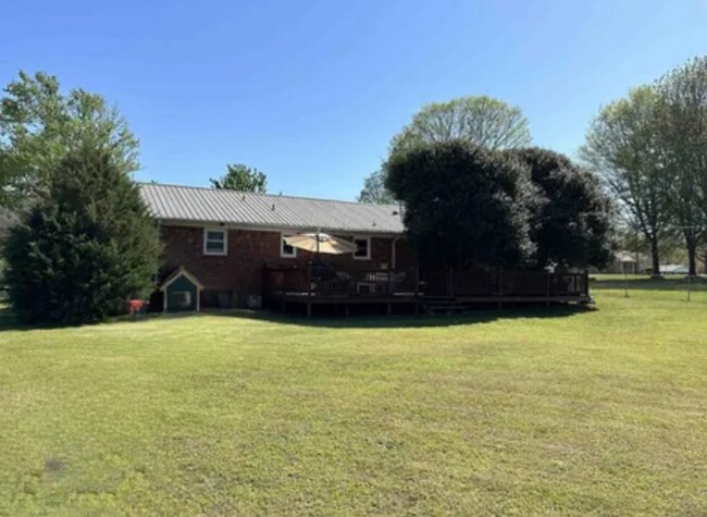 Building Photo - 180 Paine Rd
