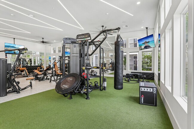 Building Photo - Bainbridge International