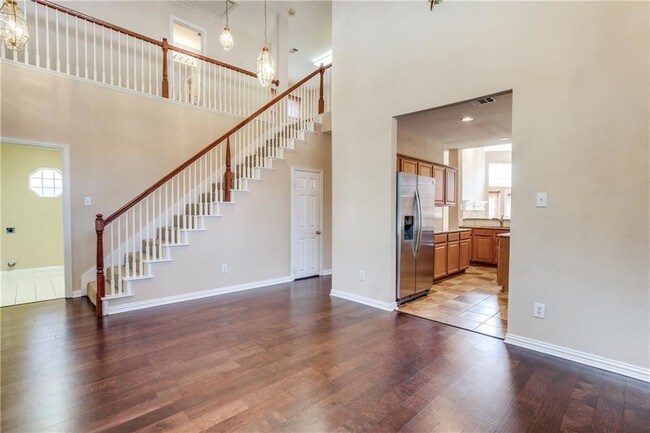 Building Photo - 1132 Stone Gate Dr