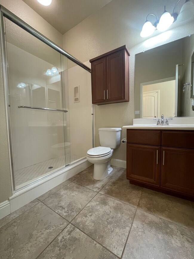 Foto del edificio - Stunning 4-Bedroom, 3-Bath Home – Available Now!