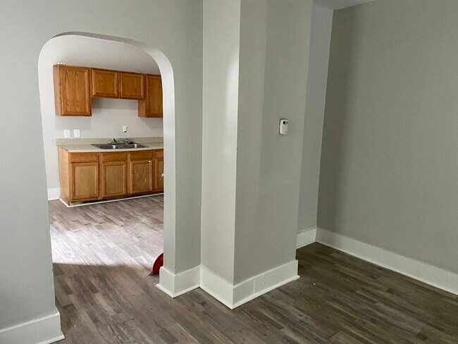 Foto del edificio - 89 Dana Avenue, Unit 89 Dana Ave