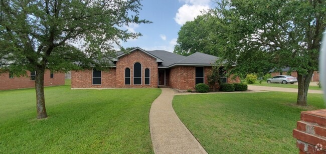 Building Photo - 521 Celeste Dr