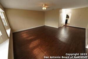 Building Photo - 9507 Quicksilver Dr