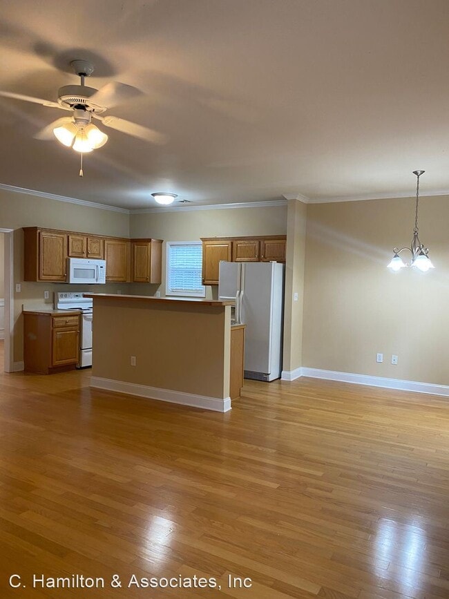 Foto del edificio - 3 br, 2.5 bath House - 143 Blake Way