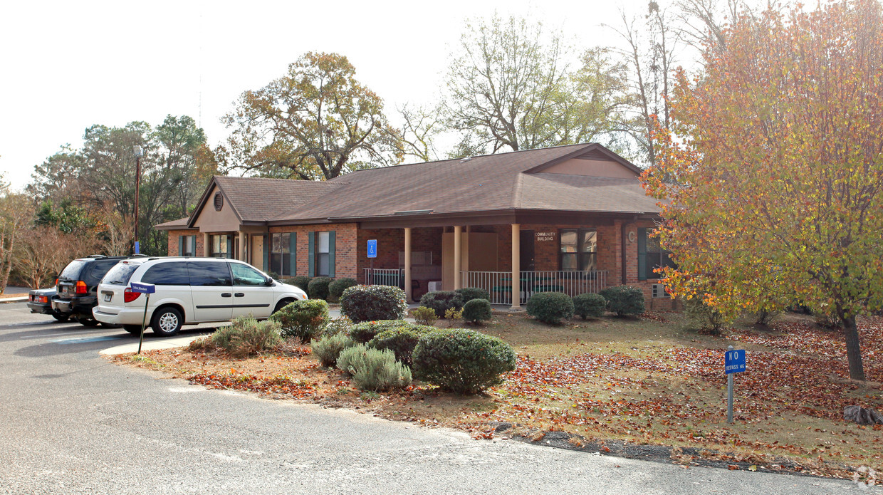 Building Photo - Aiken Apartments