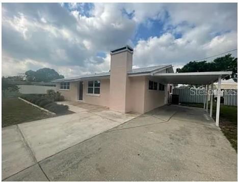 Foto del edificio - 1305 Carr Dr
