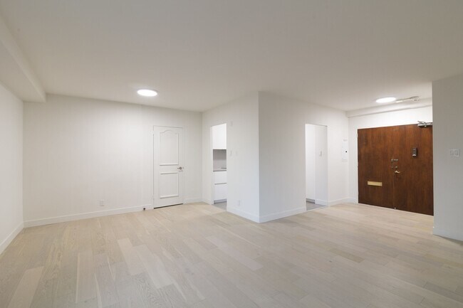 Photo du bâtiment - 4555 Av. Bonavista