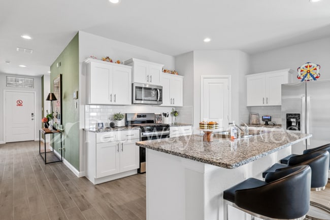 Building Photo - 4300 Cario Ln
