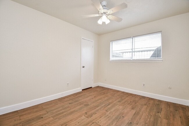 Building Photo - 506 Dalewood Dr