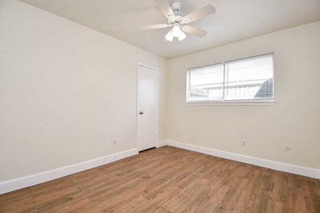 Foto del edificio - 506 Dalewood Dr