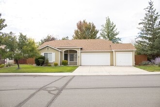 Building Photo - 7591 Avila Dr