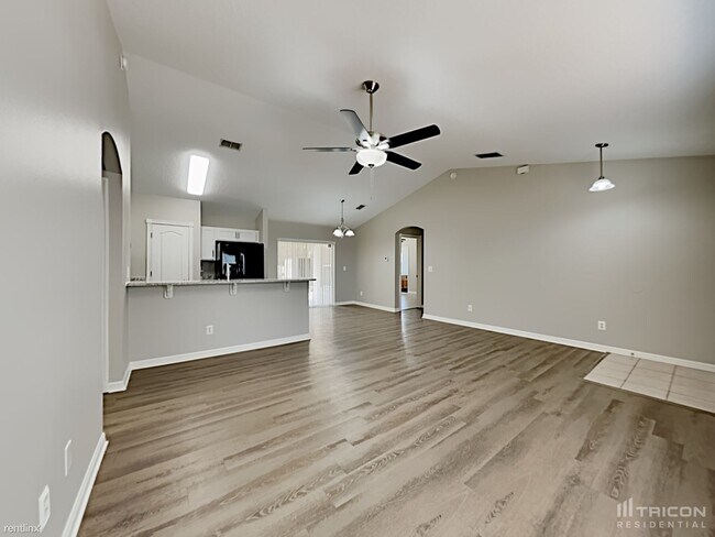 Foto del edificio - 1003 Cherry Laurel St