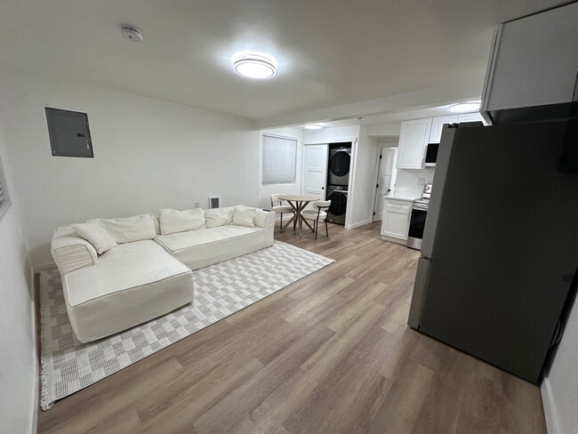 Foto del edificio - 1747 NE 147th St