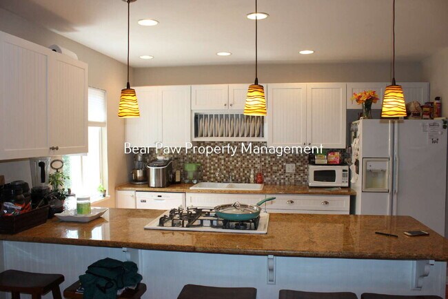 Foto del edificio - Cute Home in Near Downtown Evergreen!