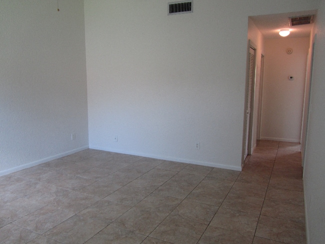 Building Photo - 4609 Clemens St