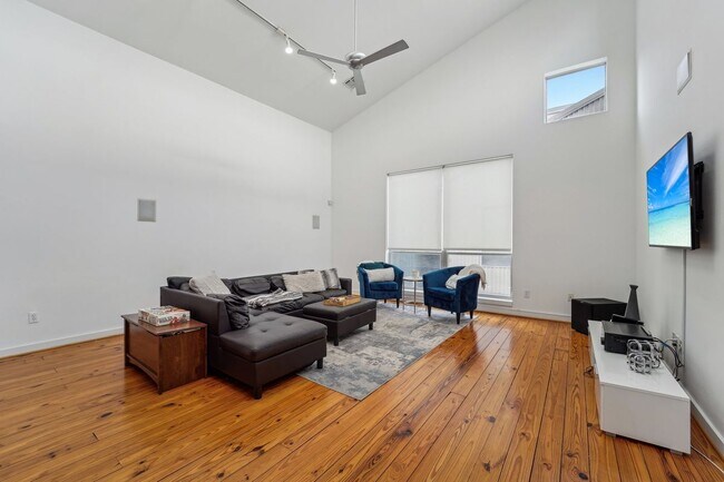 Foto del edificio - 6951 Ardmore St