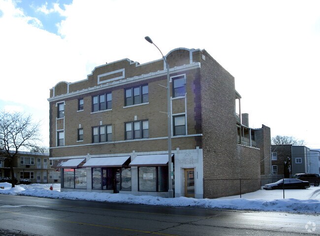 Alternate Building View - 6301 Roosevelt Rd