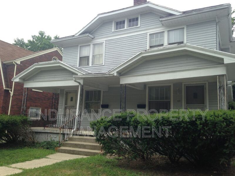 Primary Photo - 46-48 Pinehurst Ave