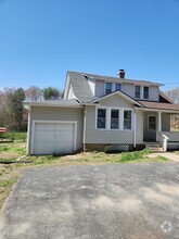 Building Photo - 361 Linwood Cemetery Rd