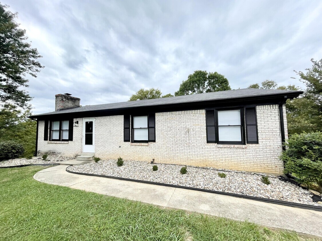 Foto principal - 2236 Mercer Dr