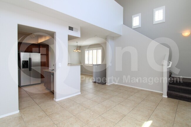 Foto del edificio - 900 S 94th St