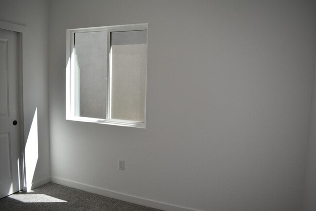 Building Photo - 4290 Aura Way