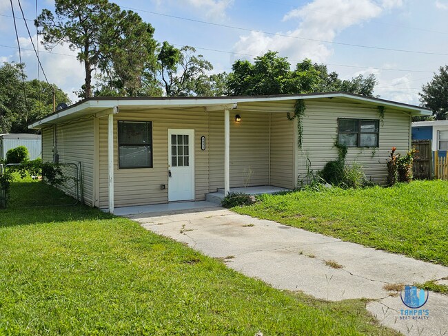 Foto del edificio - 3 Bedroom, 1 Bath House for rent in Lakela...